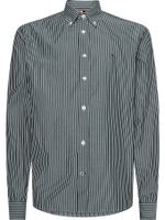 Camisa-de-rayas-verticales-con-corte-informal