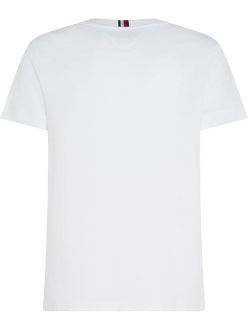 Remera-essential-con-logo-de-parche