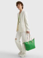 Cartera-tote-con-cinta-distintiva