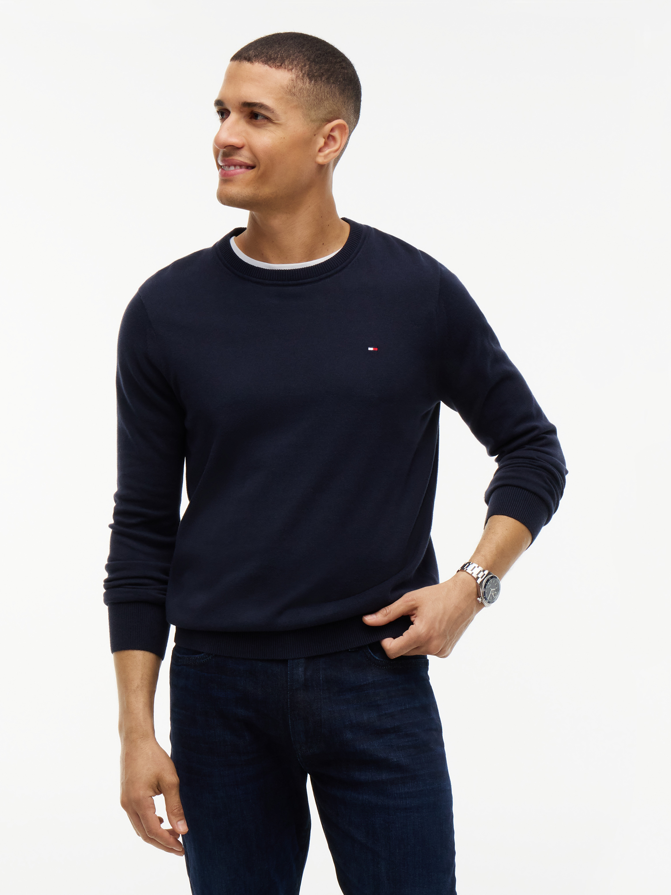 Sweater cuello redondo con logo regular fit
