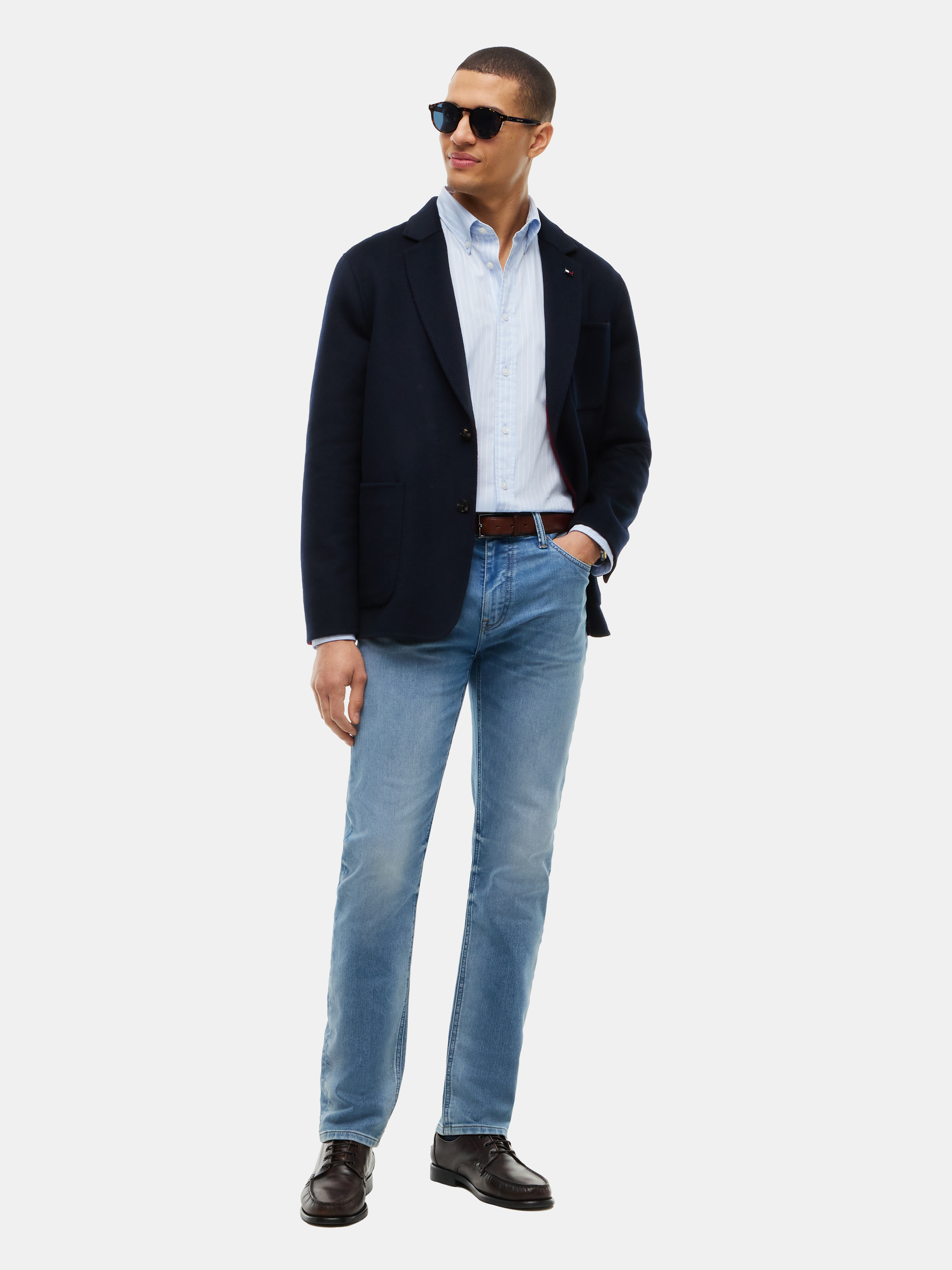 Jeans de corte slim con logo