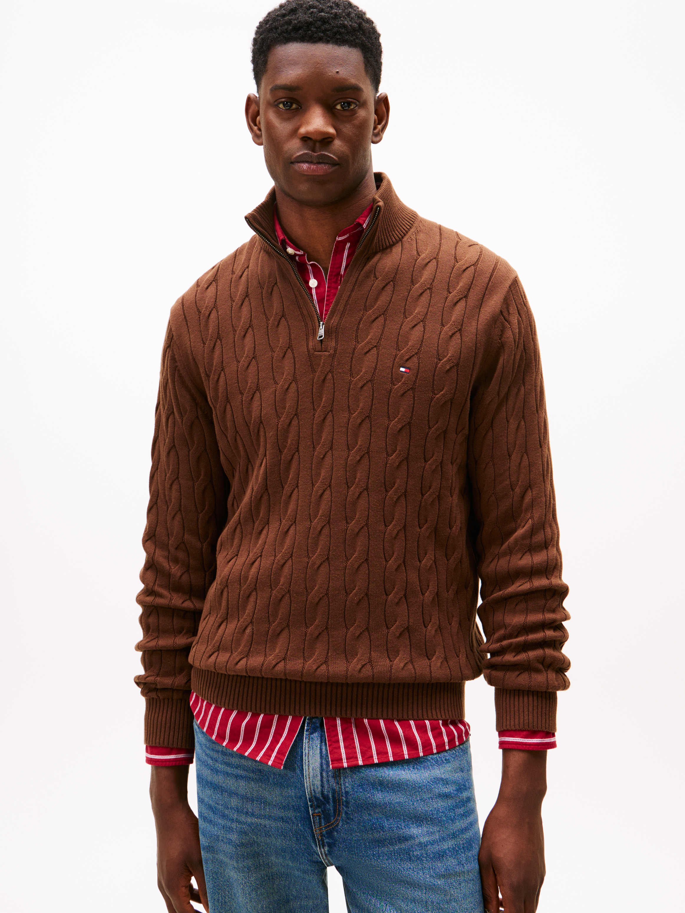 Sweater medio cierre tejido de punto cable regular fit