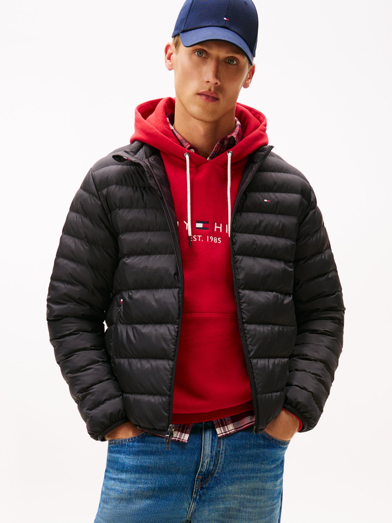 Campera plegable con logo bordado regular fit